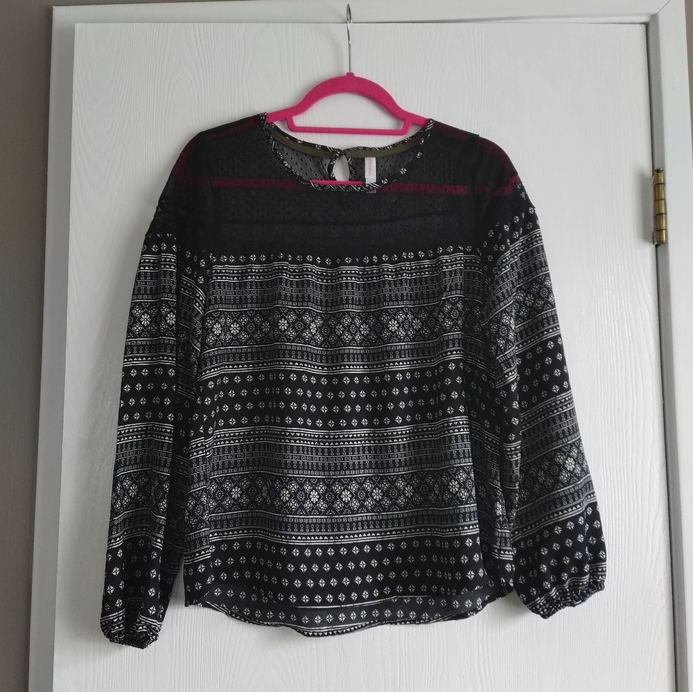 Blouse with Design